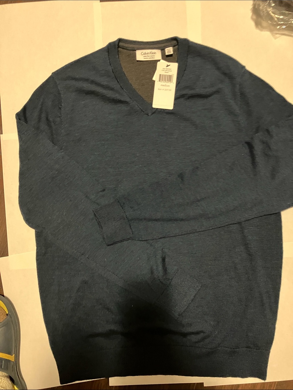 Calvin Klein Men’s Teal-Blue V-Neck Sweater